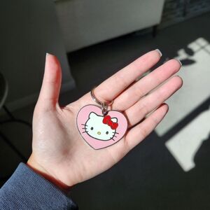 Hello Kitty Heart Keychain